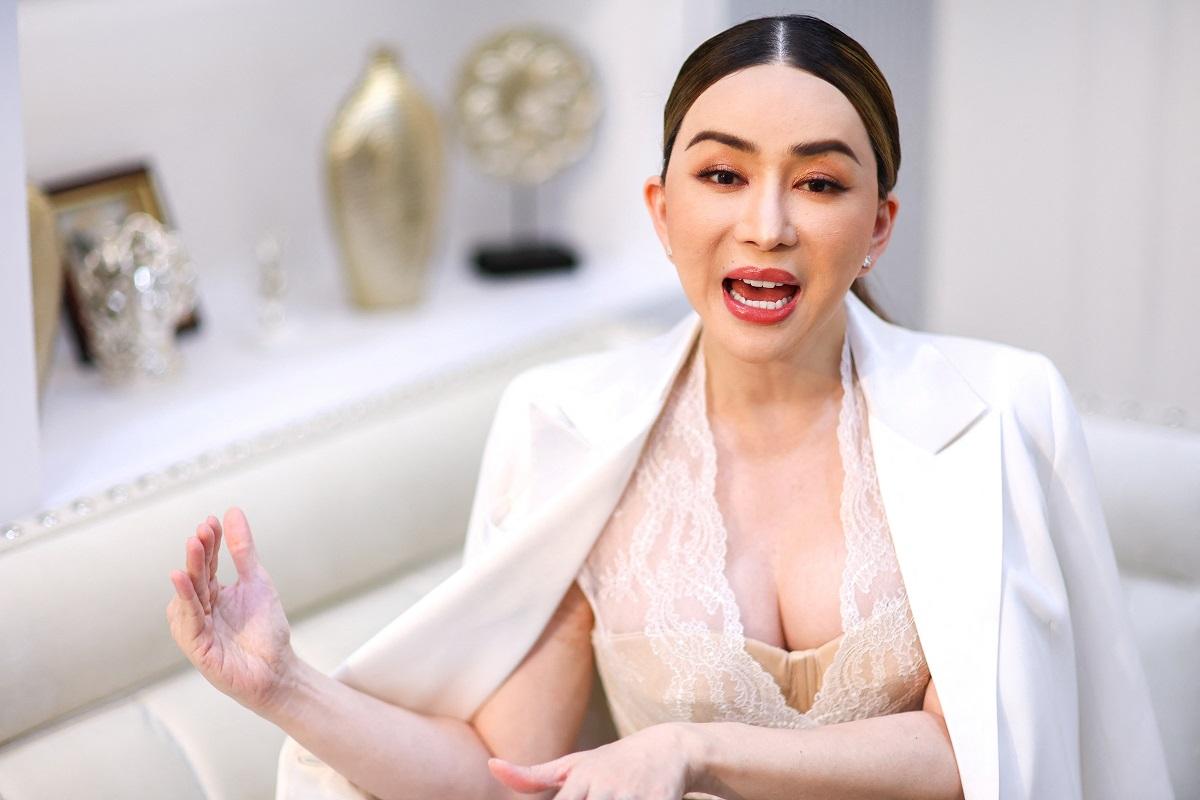 Meet Anne Jakkaphong Jukrajutatip - MUO's New Owner